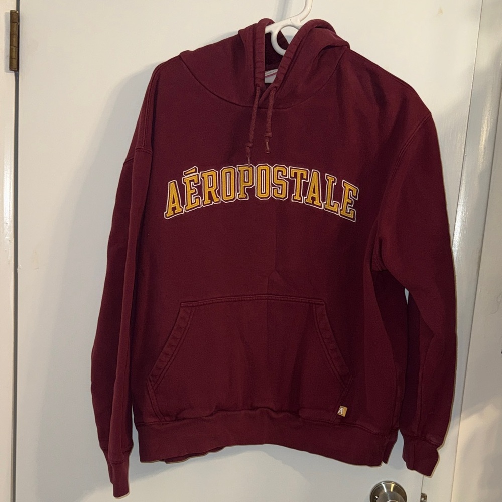 * Aeropostale Burgundy Pullover Hoodie -
Mens large